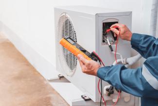 Technicien climatisation et conditionnement d'air